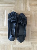 Schwarze Wildleder Ballerinas Gr. 37 mit Fransen