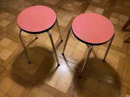 Kelko Hocker mit roter Resopalsitzfläche, 1960er Jahre