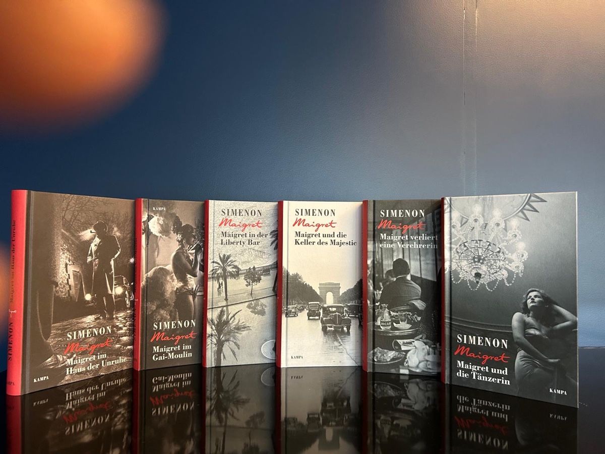 Libri: 82x Kommissar Maigret Bücher – Nuovo (secondo la descrizione) da Zürich venduto da dca_2gj7