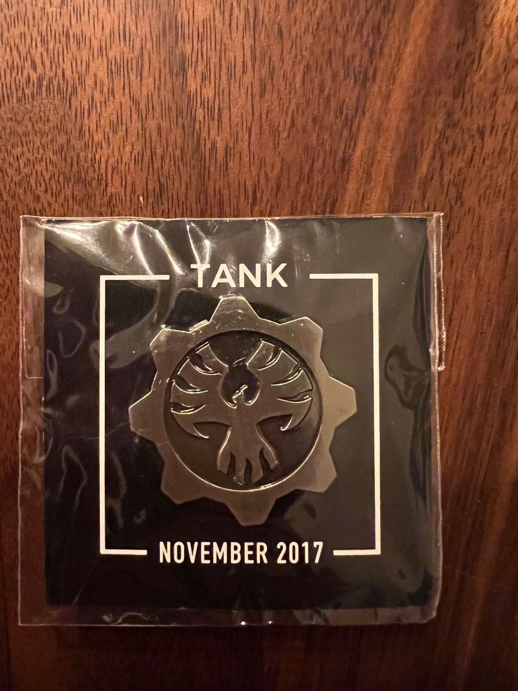 Plaketten & Abzeichen: Gears of War Pin NEU – Neu und originalverpackt aus Dübendorf von CellarSeller