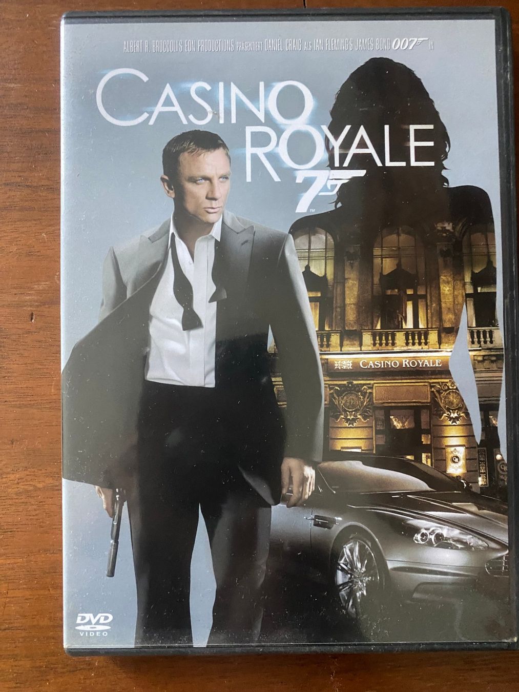 Tutti i DVDs: James Bond 8 DVD's 442 – Usato da Stäfa venduto da elcondor245 1