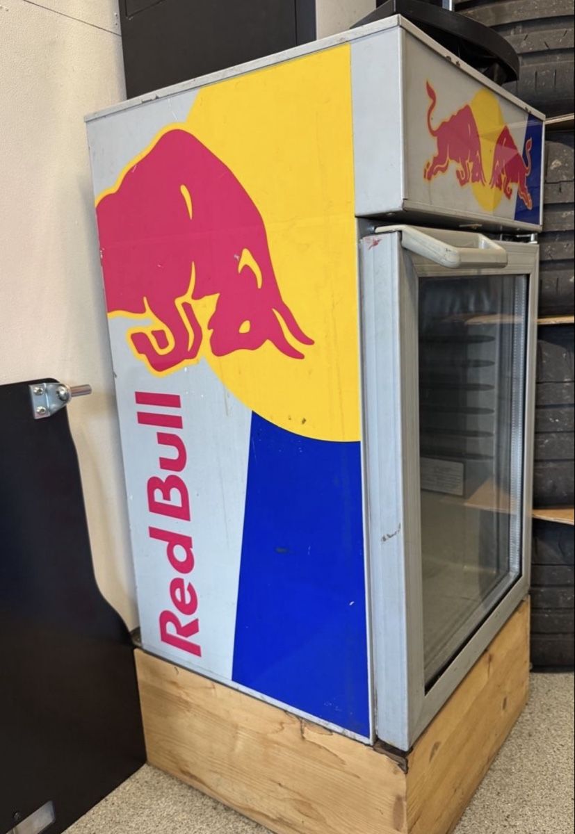 Frigoriferi: Red bull fridge – Usato da Zollikon venduto da ian_dl9b