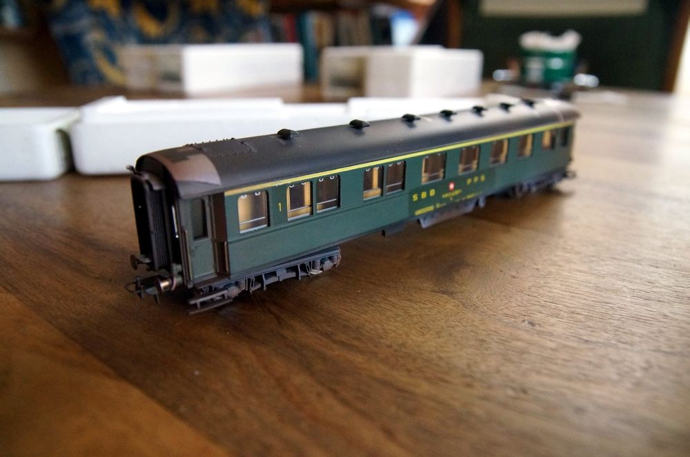 Metropolitan Modelleisenbahnen: Metrop/API 7090 B - SBB Personenwagen 1. Klasse UIC – Gebraucht aus Schönenwerd von Steidi 3