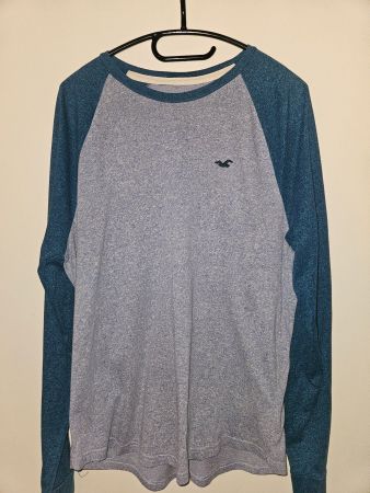 T-shirt manches longues Hollister, taille M, parfait état!
