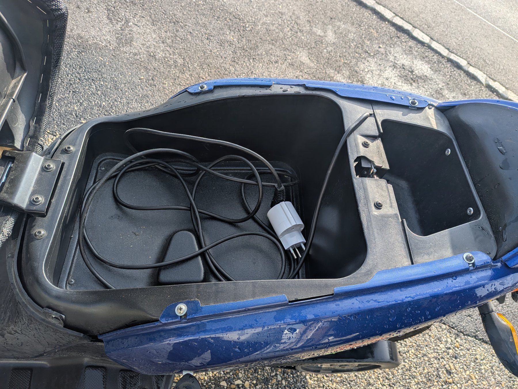 Scooter: Scooter électrique govecs 1CHF – Usato da Romanel-sur-Morges venduto da Didier_900 4