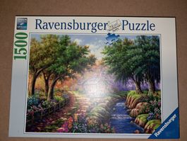 Ravensburger Puzzle 1500 Teile, Cottage am Fluss