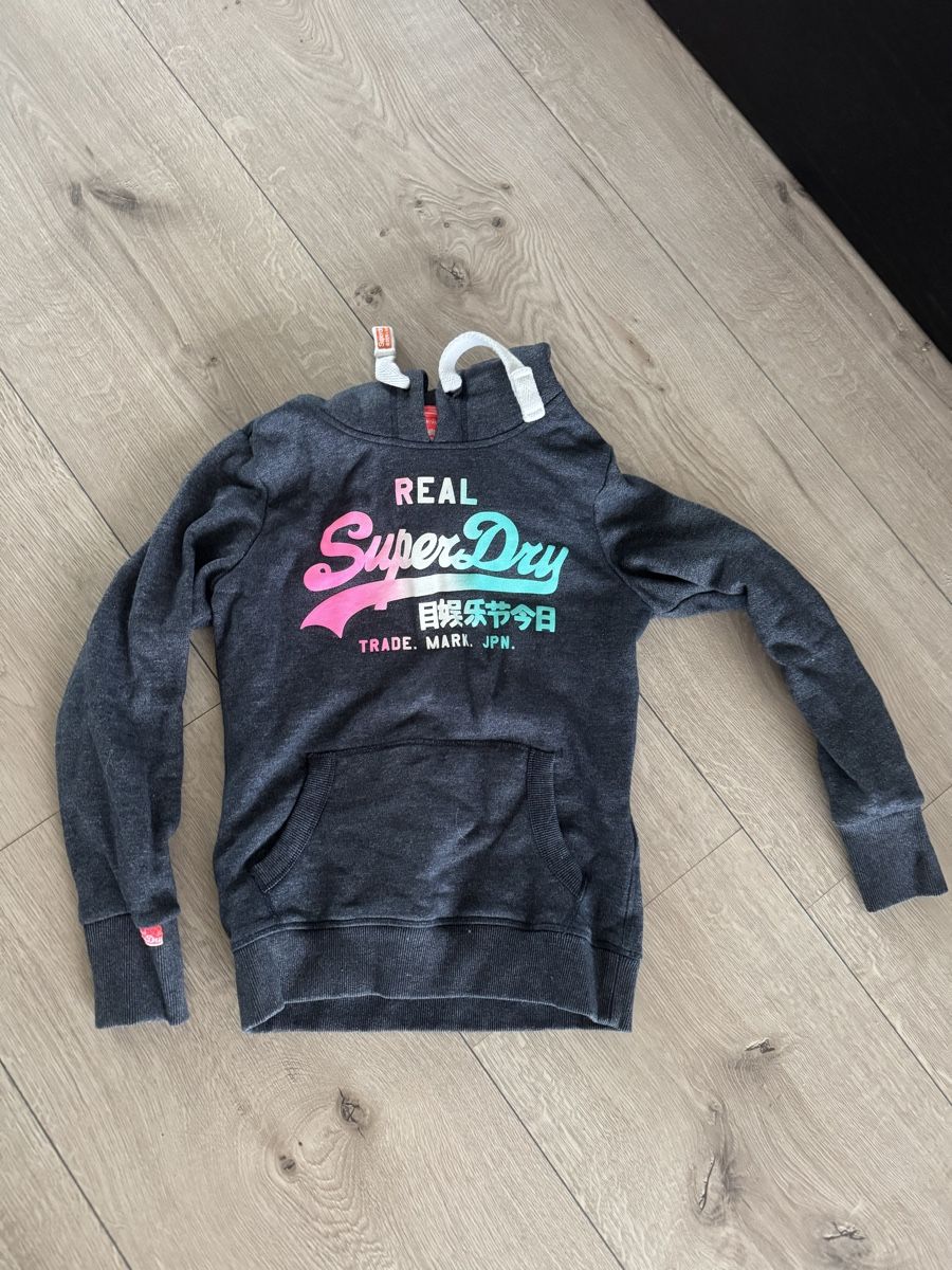 Superdry Pullover & Sweatshirts: Kapuzenpullover Superdry Grösse S – Gebraucht aus Zufikon von joelle111