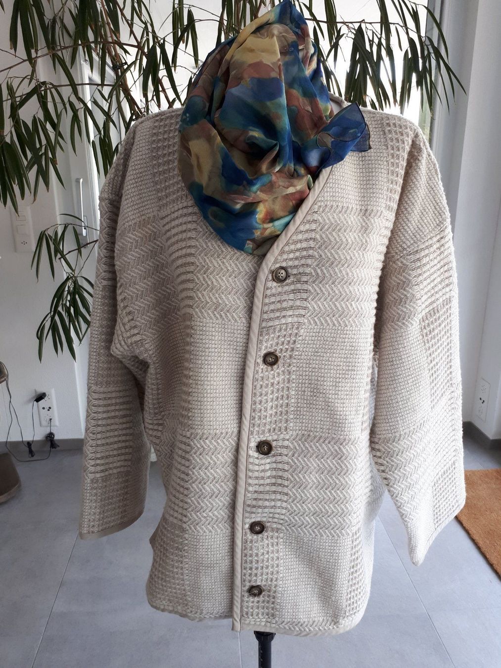 Giacche: Damenjacke: celtic, natural line – Usato da Mühlethal venduto da prackendorf