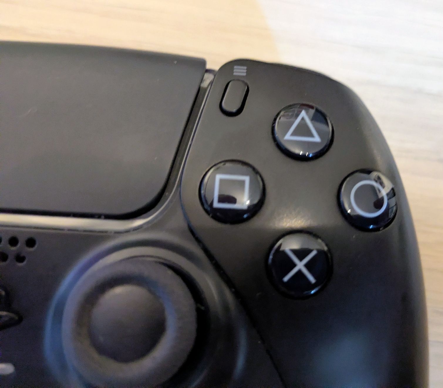 Sony Controller: Manettes / controller ps5  – Difettoso da Châtonnaye venduto da Enjie 2
