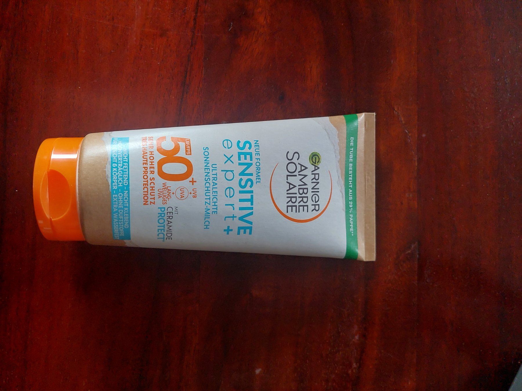 Garnier Protection solaire: Garnier Ambre Solaire Sensitive Expert 50+ – Neuf avec emballage d'origine à Beckenried par Havacola