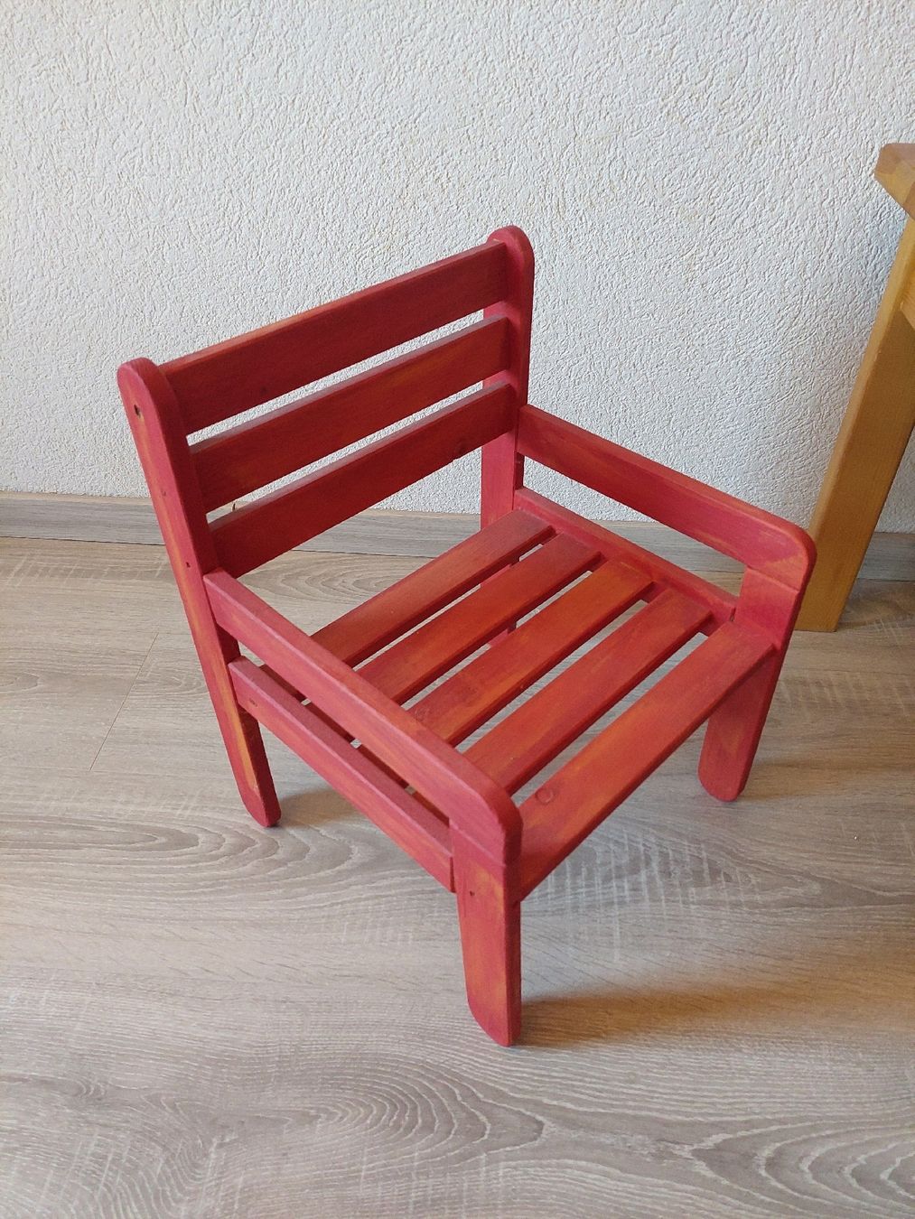 Set di tavolo e panche: Kindertischli und Stühle – Usato da Frauenfeld venduto da bab_7qkj 1