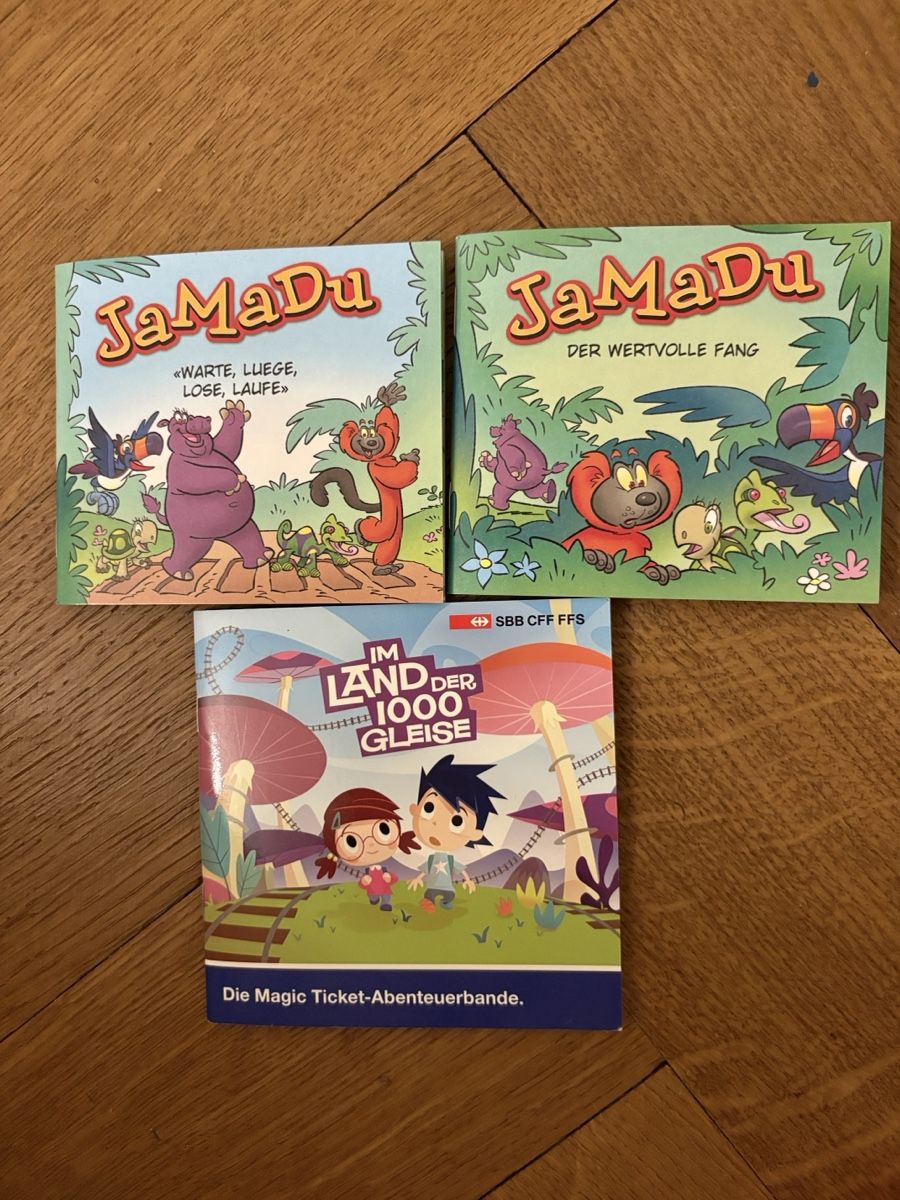 Libri: 2x JaMaDu Kartenspiele & SBB Magic Ticket Abenteuerbande – Nuovo (secondo la descrizione) da Luzern venduto da Valie