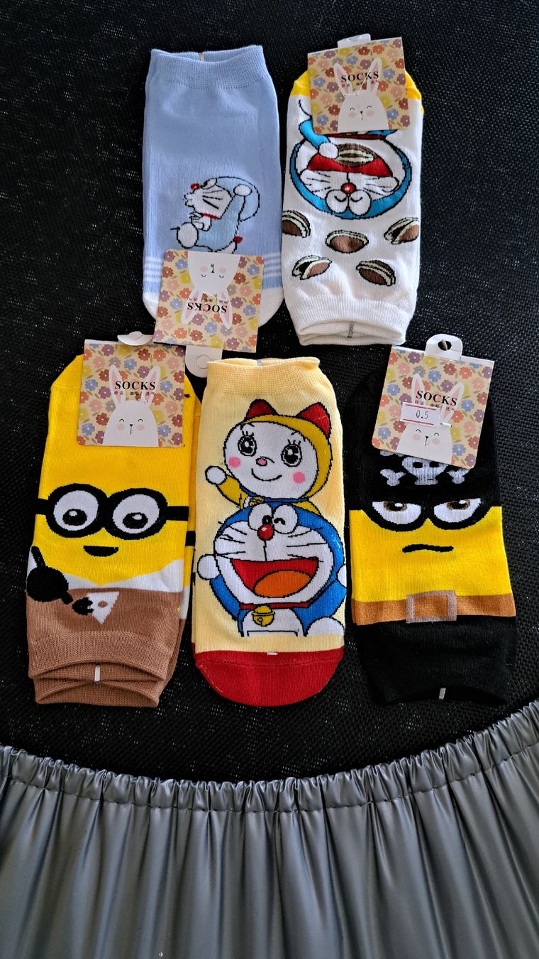 Calze per bambini: chaussettes enfant taille 33-36. neuf – Nuovo e nell'imballaggio originale da Meyrin venduto da Zahra011