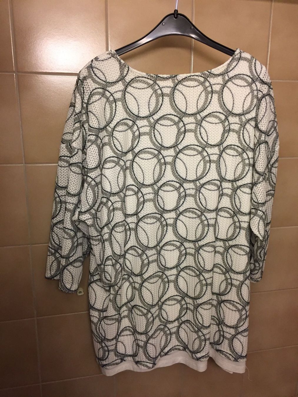 T-shirt: Samoon Damen Shirt , Gr. 48 – Usato da Dietlikon venduto da Trukaip 1