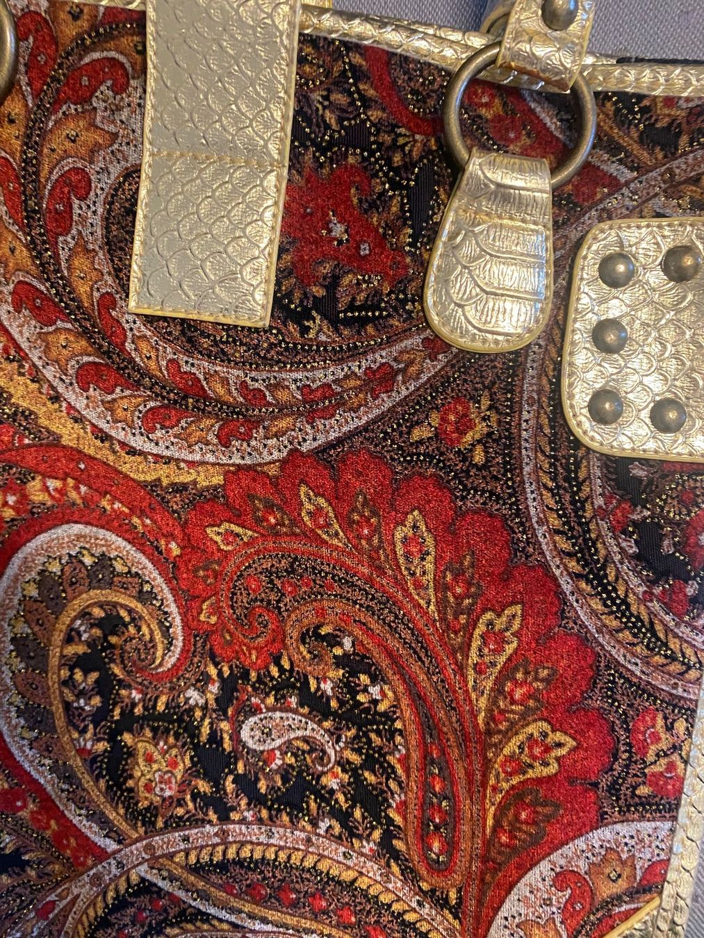 Taschen für Damen: Vintage Tasche gold/samt – Gebraucht aus Arni AG von Mimo007 5