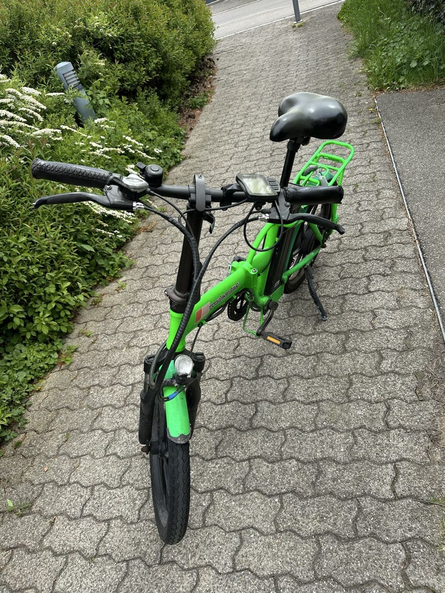 Biciclette: Elektro velo klappbar DEFEKT ab 1.- – Difettoso da Wetzikon ZH venduto da Armend-08