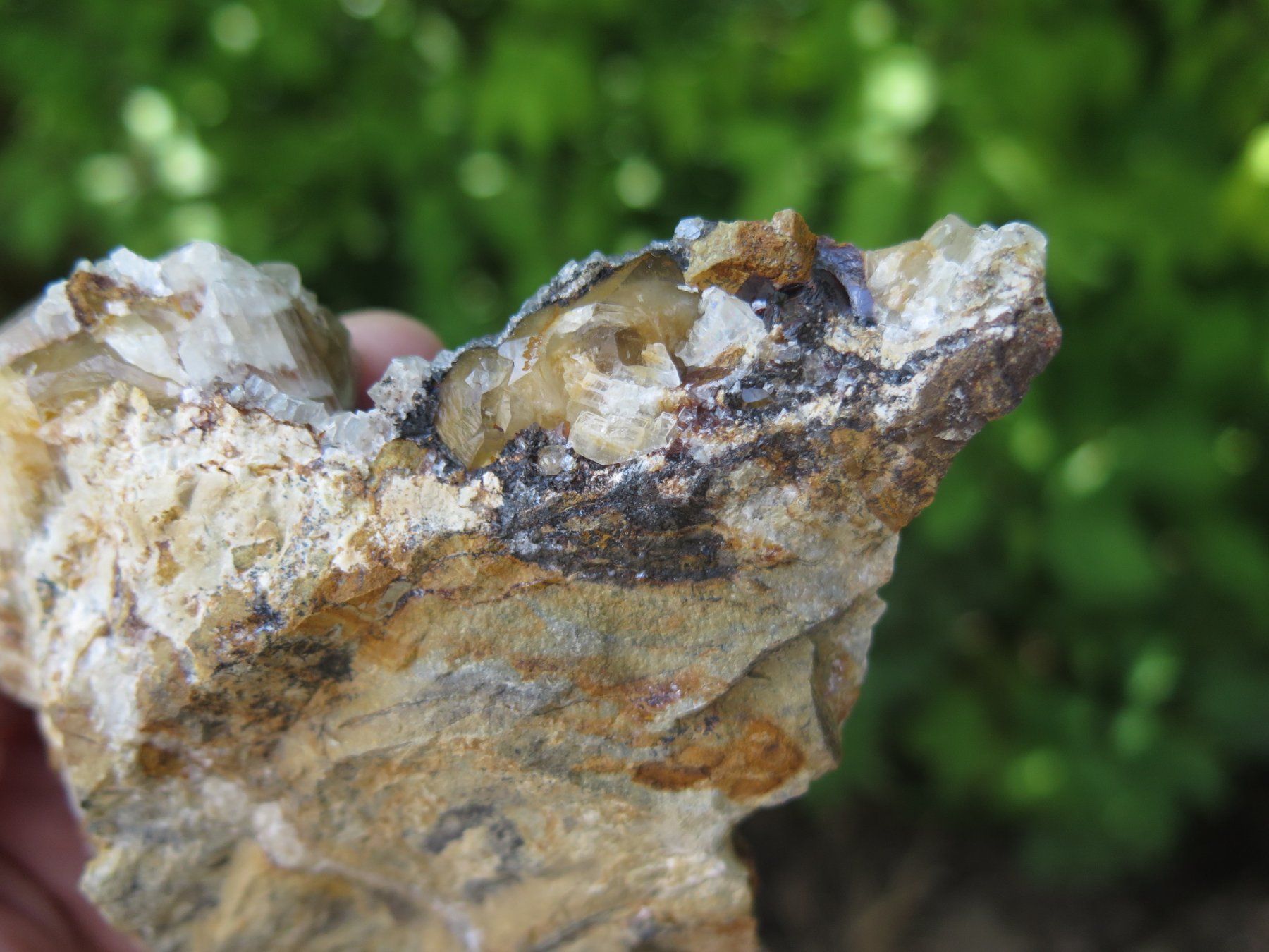 Mineralien & Heilsteine: rötlicher Calcit von Sauerland ca. 261 gr. – Gebraucht aus Schaffhausen von Yamakana51L8736OQ8 7
