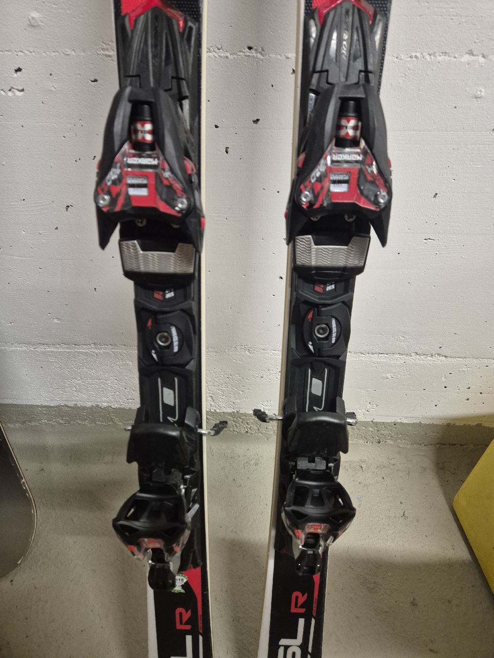 Nordica Sci: Nordica Ski mit Bindung – Usato da Davos Clavadel venduto da ste_9qdw 1