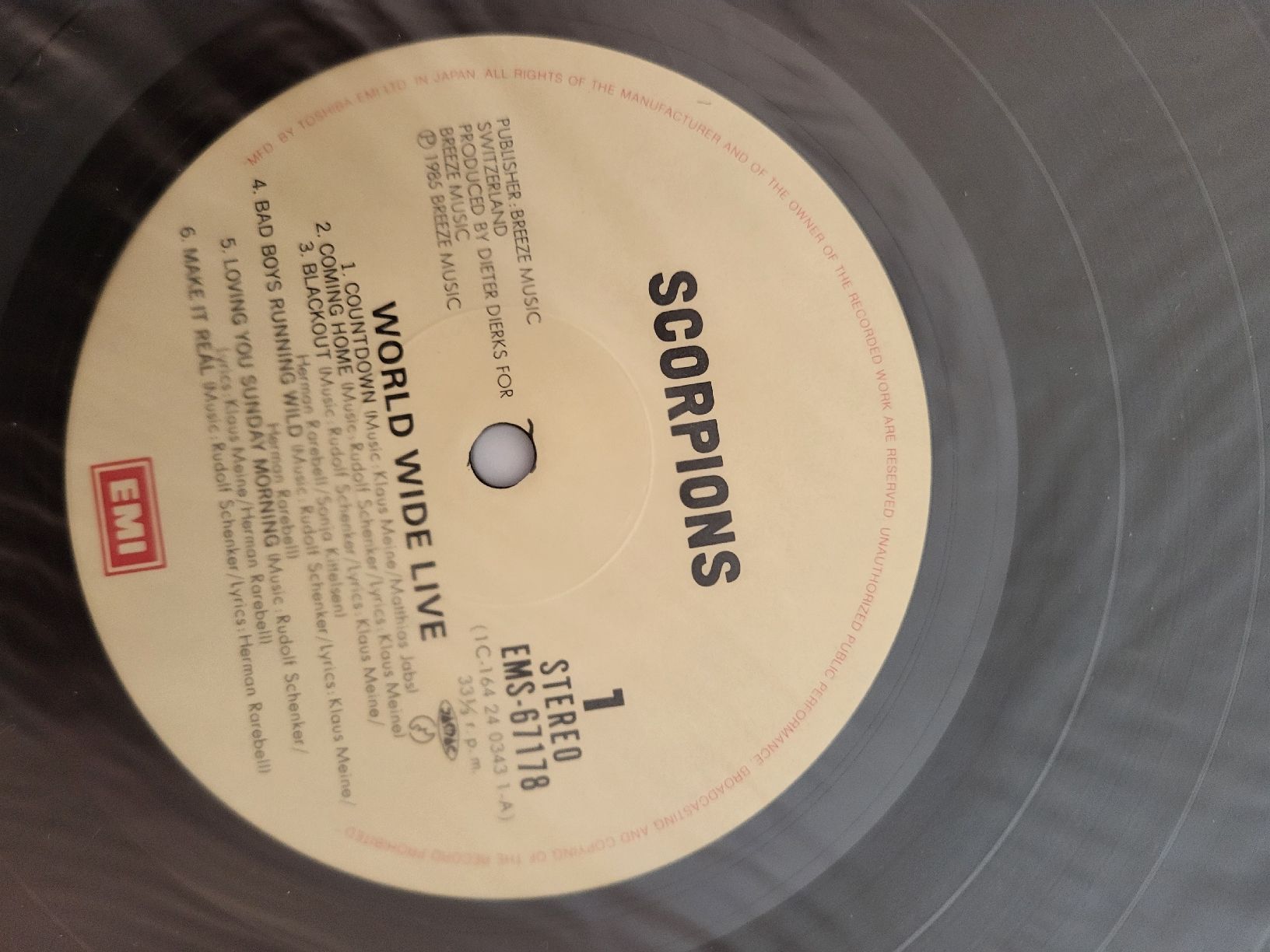 Dischi in vinile: Scorpions- World Wide Live Japanese Edition – Usato da Fribourg venduto da Nuno_Dias 9