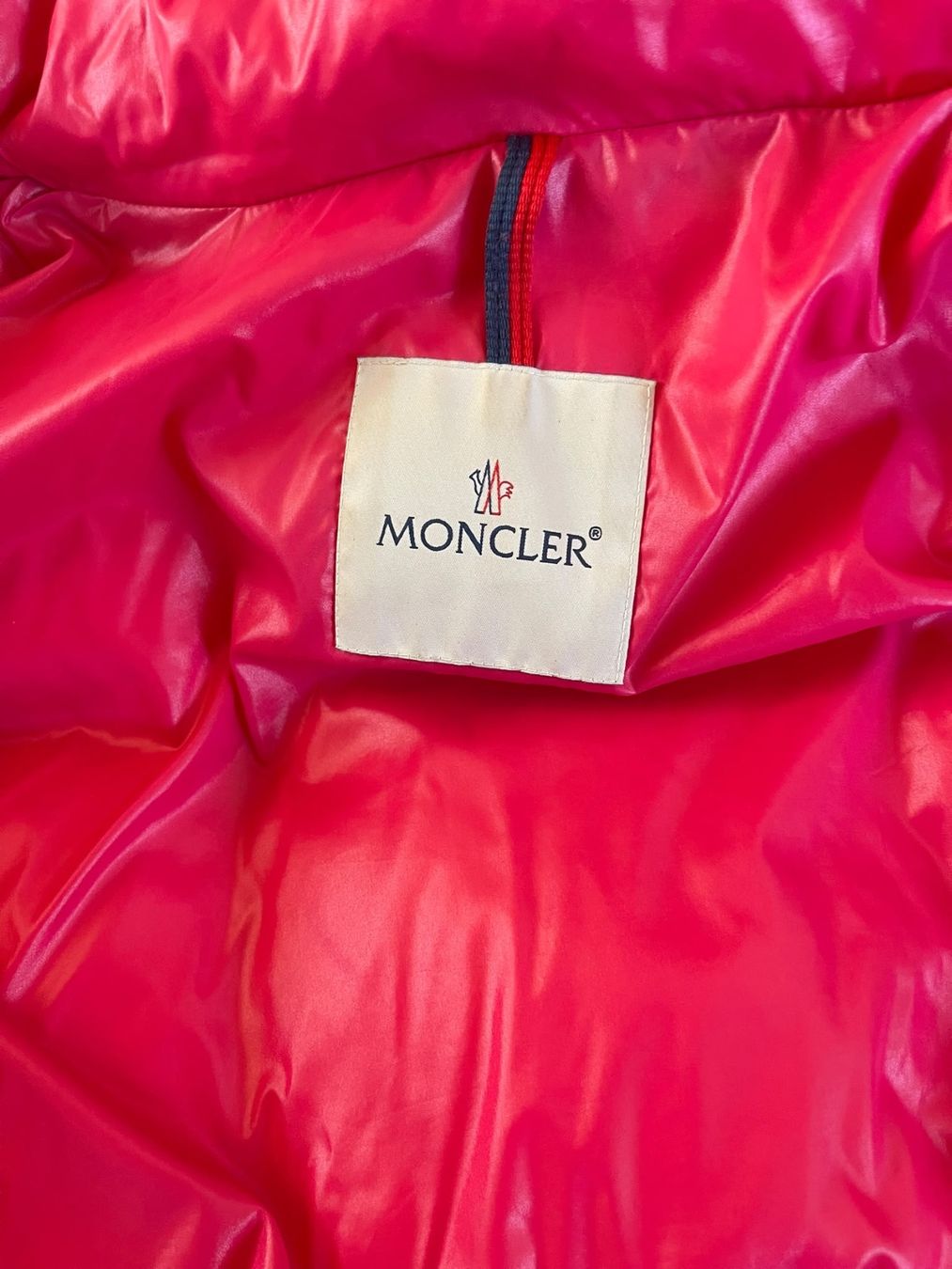 Moncler Jacken: Moncler Jacke rot – Neu (gemäss Beschreibung) aus Kirchberg SG von ani_xq65 4