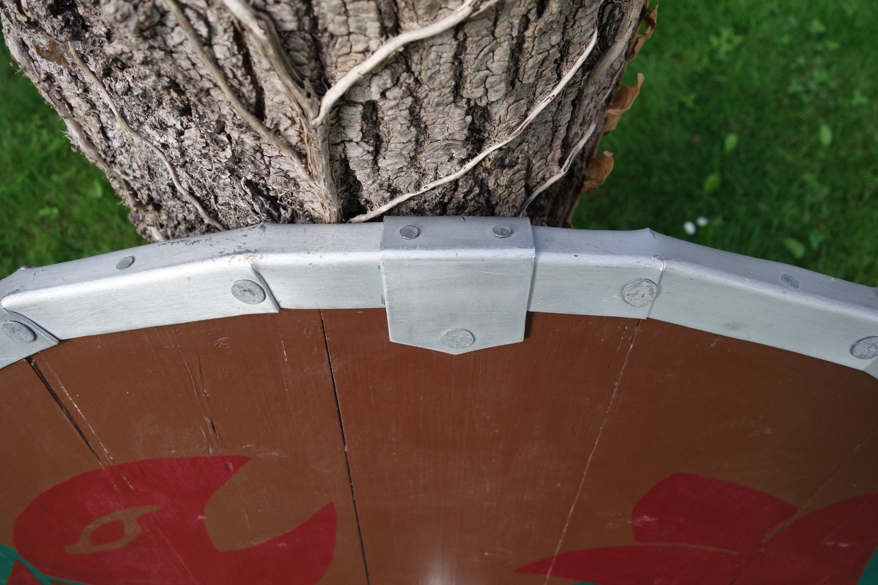 Tutte le decorazioni: Wikinger Schild (Wand Deko, Rundschild) – Usato da Büren NW venduto da Arngrimur 2