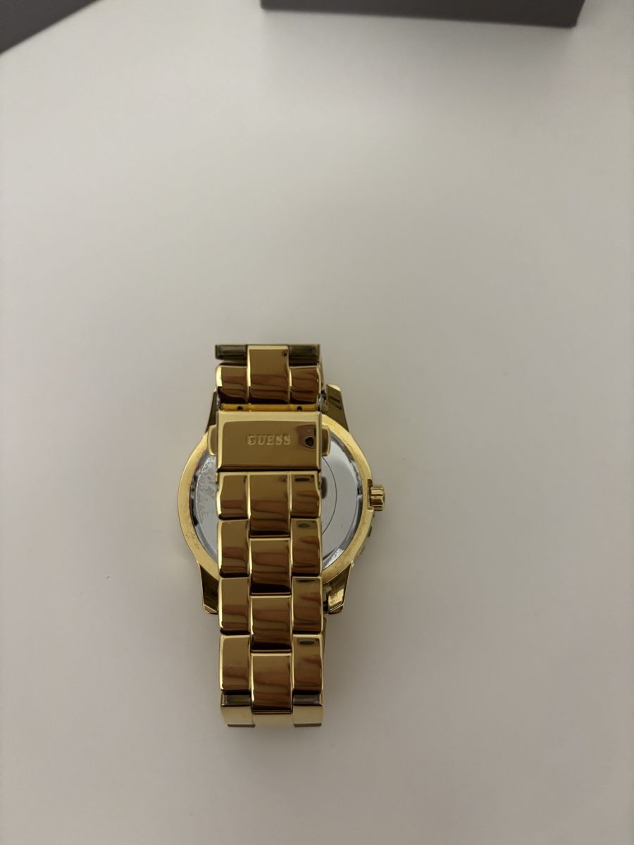 Guess Orologi: Guess Damenuhr Goldfarben mit Strass, Neu – Nuovo (secondo la descrizione) da Salenstein venduto da Silly...0 3