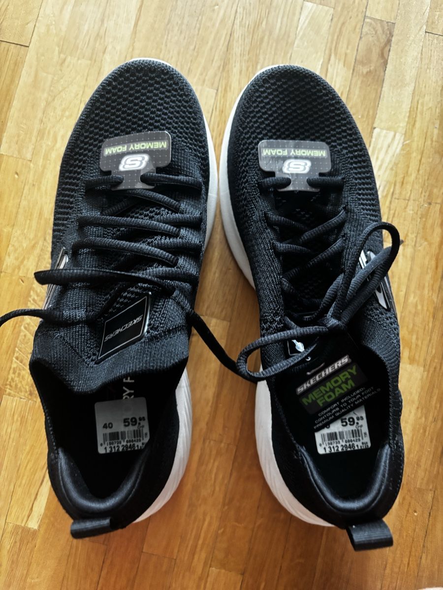 Skechers Chaussures femmes: skechers – Neuf avec emballage d'origine à Zürich par infoDSSWISS