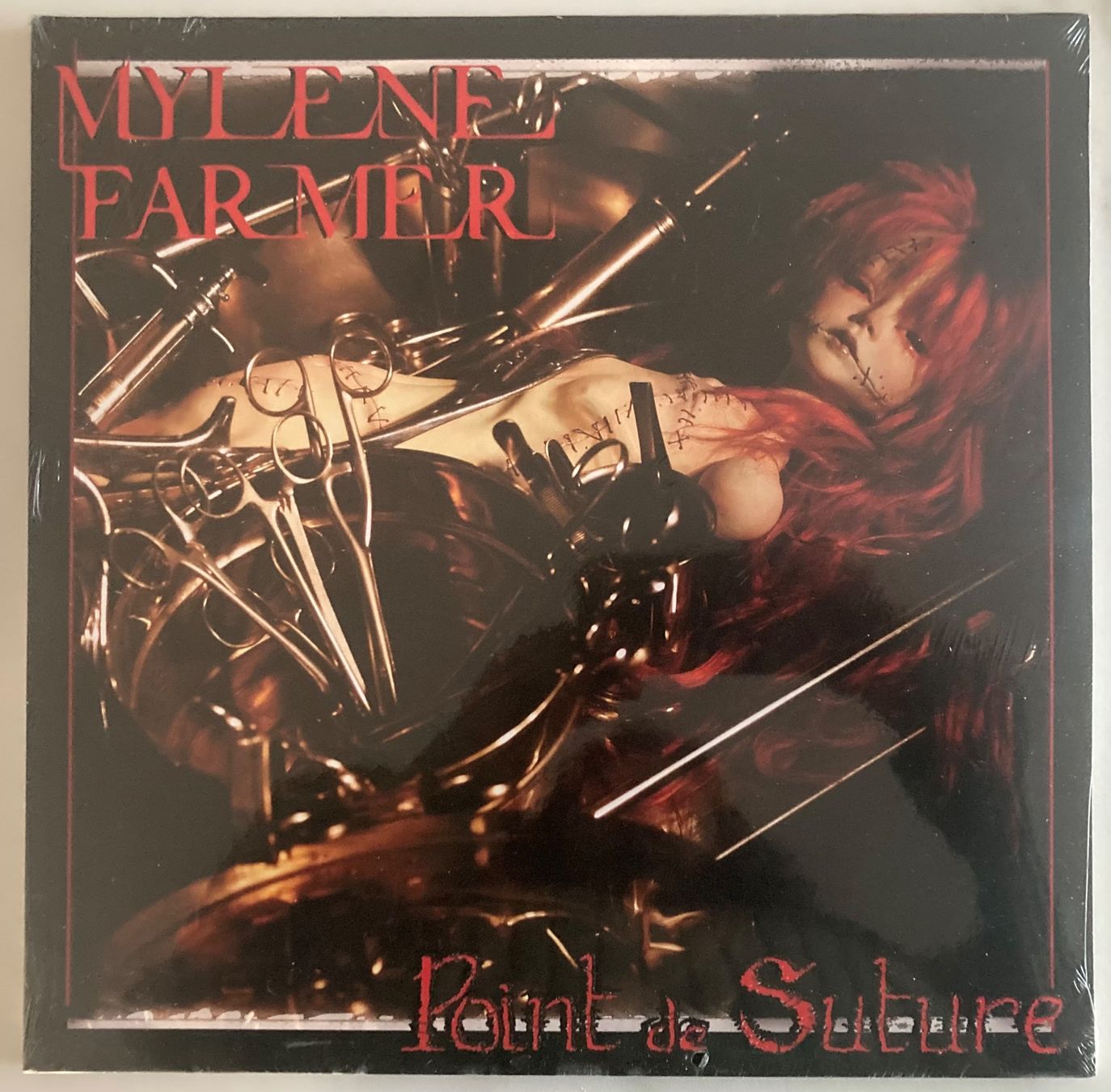 Dischi in vinile: MYLÈNE FARMER - POINT DE SUTURE – Nuovo e nell'imballaggio originale da Poliez-Pittet venduto da Newtown-Records