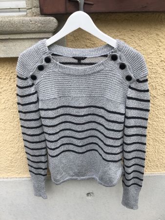 Review Pullover gestreift mit Knöpfen