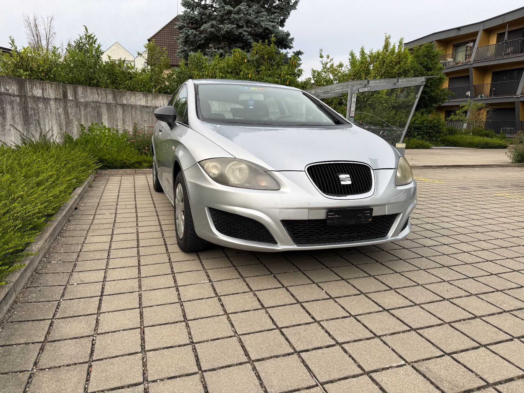 Seat Automobili: Seat Leon 1.4 2010 ab 1.- CHF – Usato da Kreuzlingen venduto da Audifreaks 1