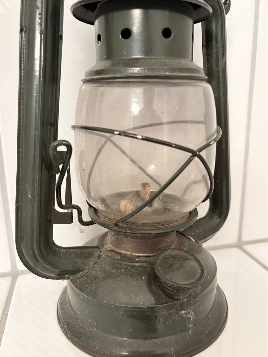 Lampade: Petroleum-Lampe – Usato da Altenrhein venduto da Docdoc 1