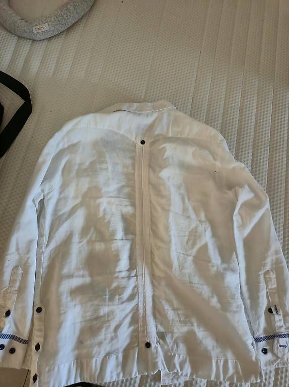 Chemisiers: Guayabera, Grösse L – D'occasion à Villmergen par frpyl 2