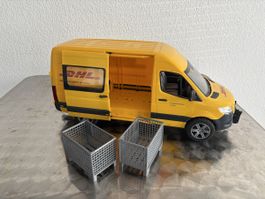 Bruder DHL Mercedes Sprinter Lieferwagen mit Zubehör