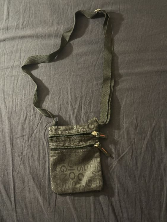Sac Banane / Sling Bag Eddie Bauer Noir – Petit, Léger, Poches Zippées, état Proche Neuf
