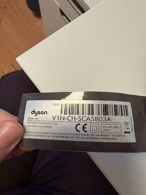 Piastre & Arricciacapelli: Dyson Airwrap Multi-Styler (CH-Stecker) – Usato da Gümmenen venduto da sch_2p8y 2