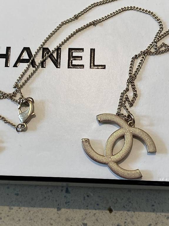 Catenine: Chanel Halskette Gold – Usato da Wattenwil venduto da flu_6v27 4