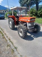 MF 135 4x4 Traktor