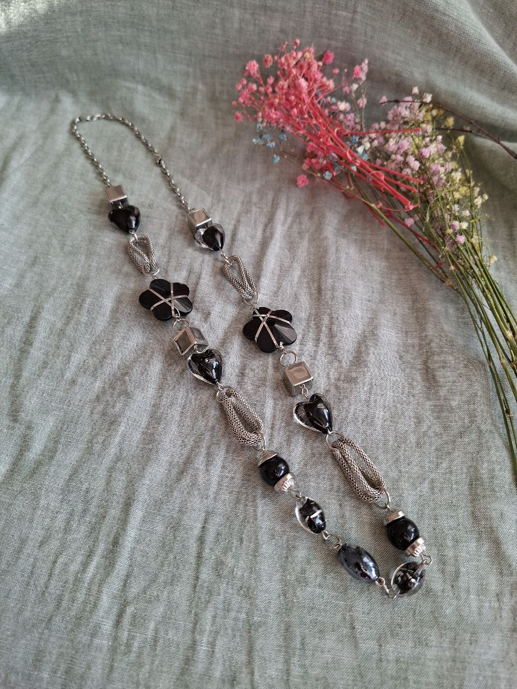Catenine: Collier Design Noir & Métal Argenté – Nuovo (secondo la descrizione) da Lutry venduto da Sim_Sta 5