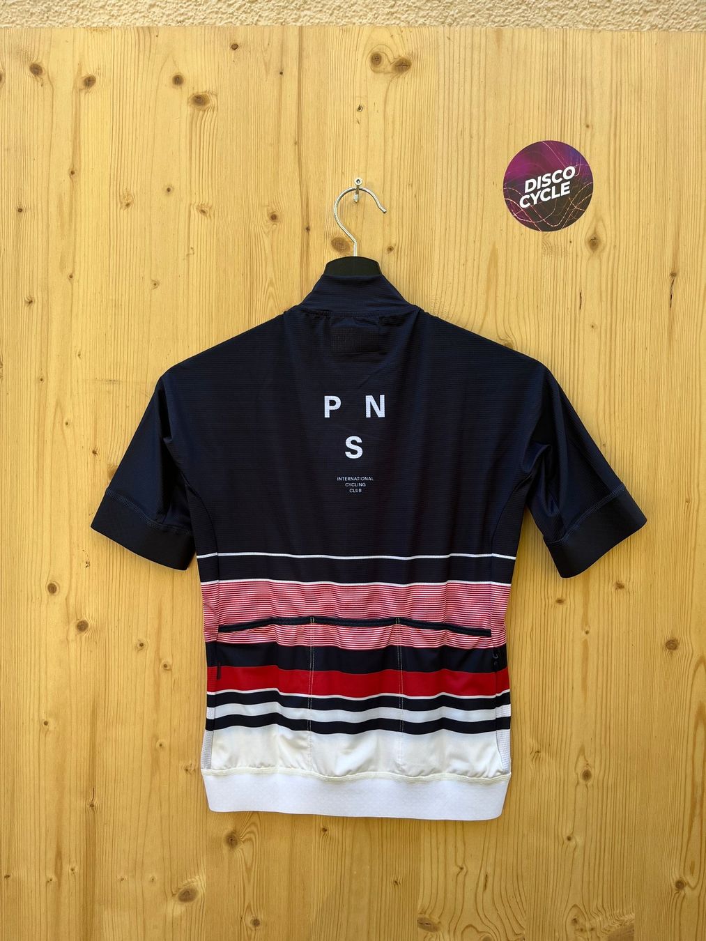 Pas Normal Studios Canottiere & Pantaloni: % Pas Normal Studios Men's Mechanism Jersey - Navy S – Nuovo e nell'imballaggio originale da Bern venduto da Disco_Cycle 1