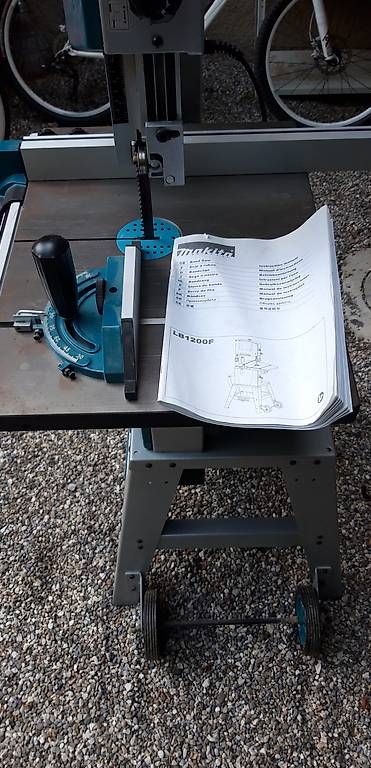 Sägen: vend scie à ruban Makita – Gebraucht aus Genève von alainmichel 2