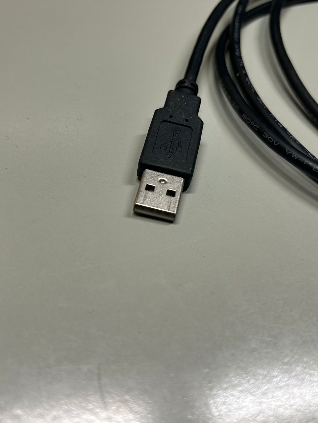 Kabel: Cavo USB 2.0 con connettore da USB Tipo A a USB Tipo B – Gebraucht aus Giubiasco von LorisVale 2