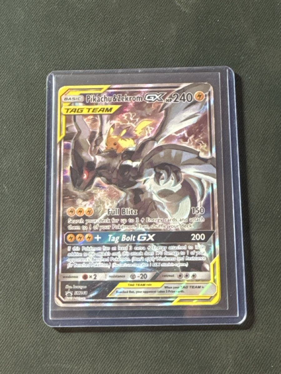 Pokémon Cartes à collectionner: Pokemon - Raichu & Zekrom – D'occasion à Belp par ome_x7jr