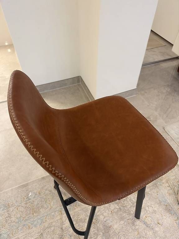 Tabourets: Barhocker Braun 4x – Neuf avec emballage d'origine à Aesch BL par sch_zxh2 4