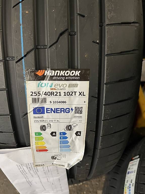 Pneumatici & Ruote complete: 255/40/21 Hankook Sommer – Usato da Solothurn venduto da fabioa18
