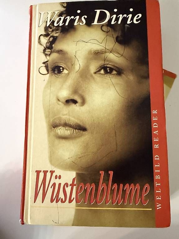 Libri: Wüstenblume Buch – Usato da Neuenhof venduto da Noar_Roan