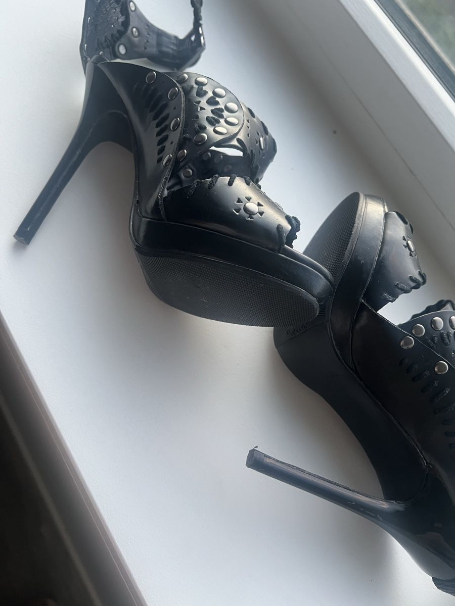 Jimmy Choo Scarpe da donna: Jimmy Choo H&M neuve 37 – Nuovo e nell'imballaggio originale da Peseux venduto da camosport 1