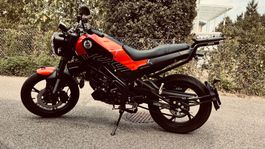 Benelli Leoncino 125 - 2500 km ! Garantie + Shad Rack