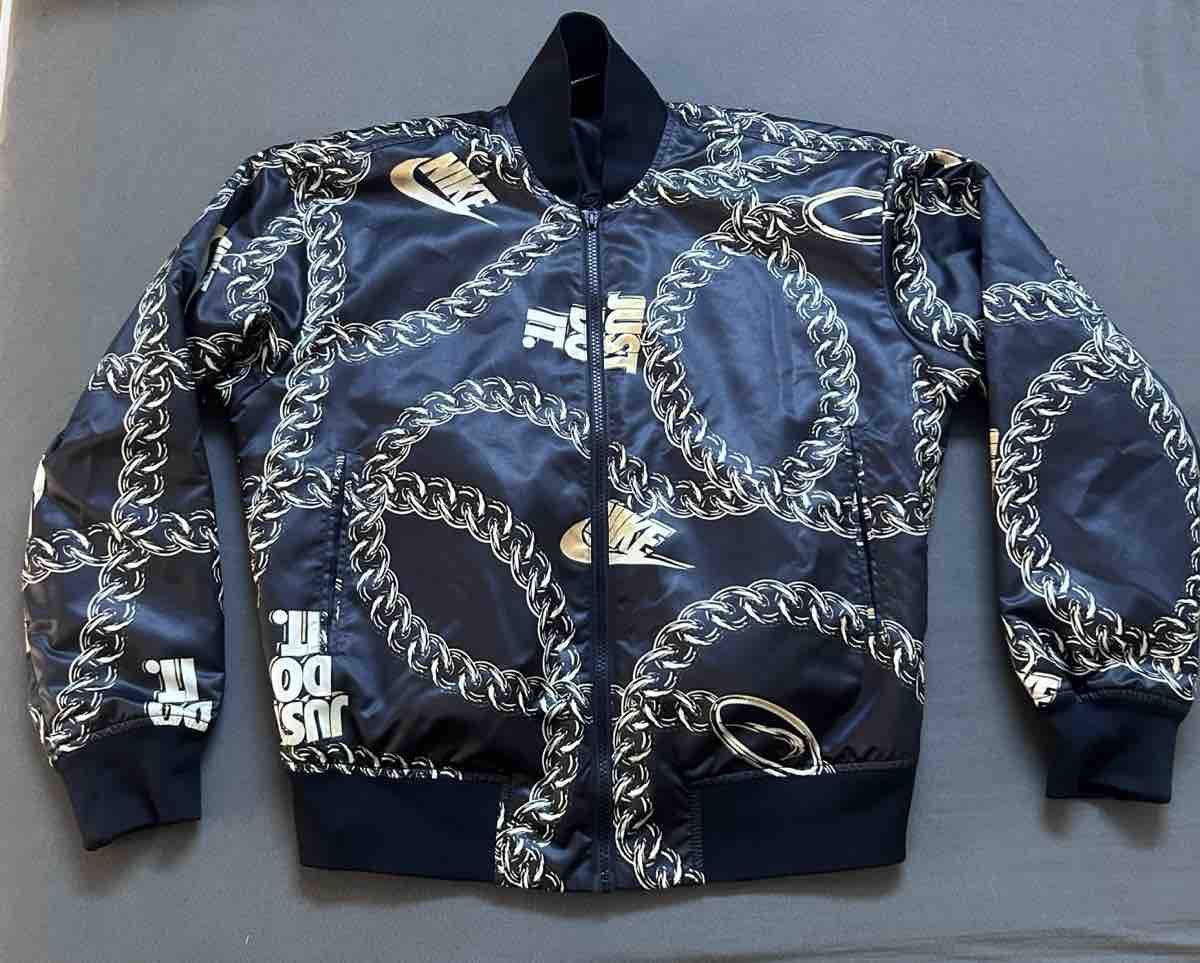 Nike Giacche: Nike Bomberjacke – Nuovo (secondo la descrizione) da Möriken AG venduto da EveMllr 1