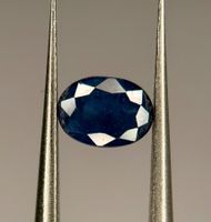 Ab 1 Fr. - 1.35 ct natürl. Saphir mit Zert. (Sri Lanka)