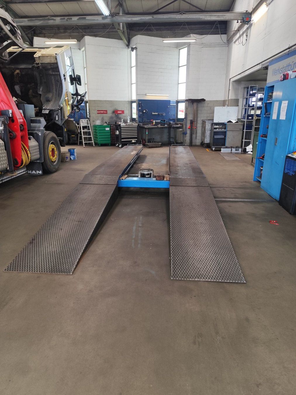 Piattaforme elevatrici & Crick: Autolift Maic – Usato da Lyssach venduto da Lornfz 4